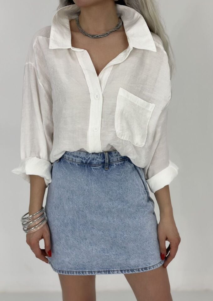 Beyaz İpeksi Oversize Gömlek