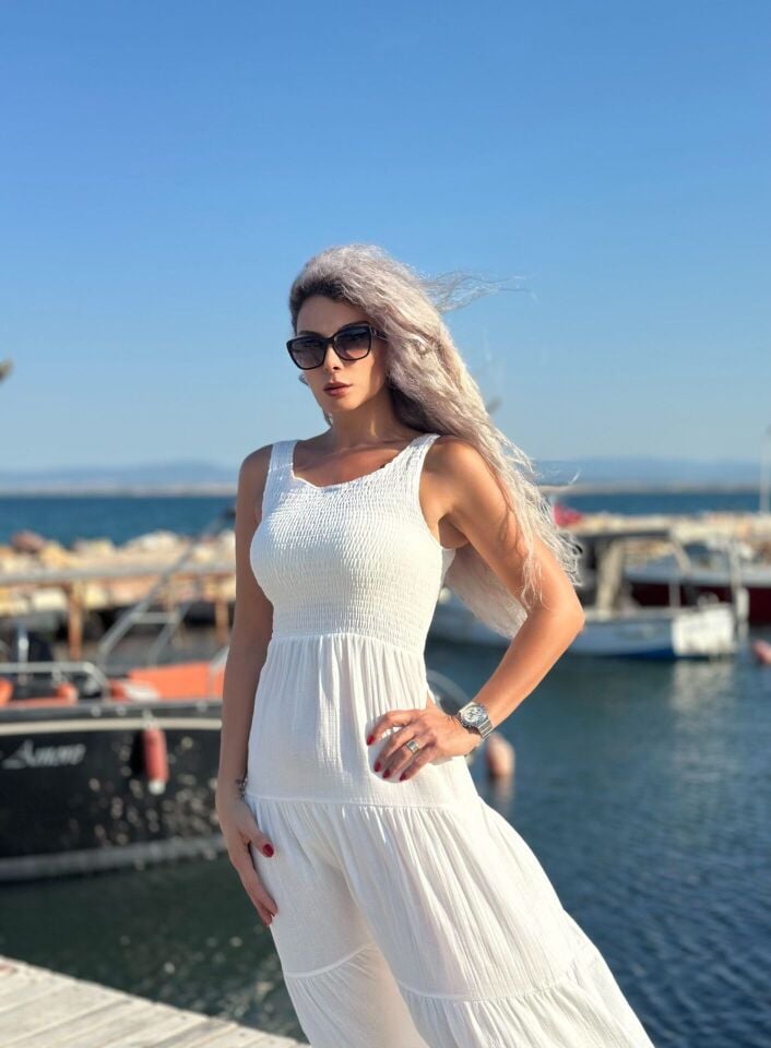 Beyaz Kolsuz Müslin Kumaş Uzun Elbise