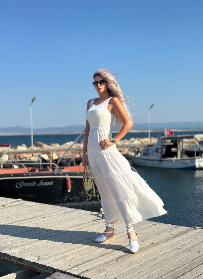 Beyaz Kolsuz Müslin Kumaş Uzun Elbise