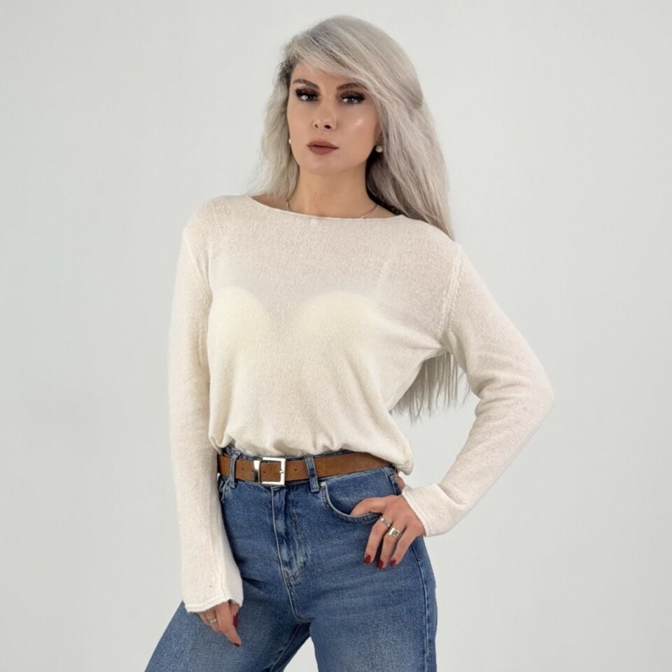 Ekru Yumoş İnce Triko Bluz