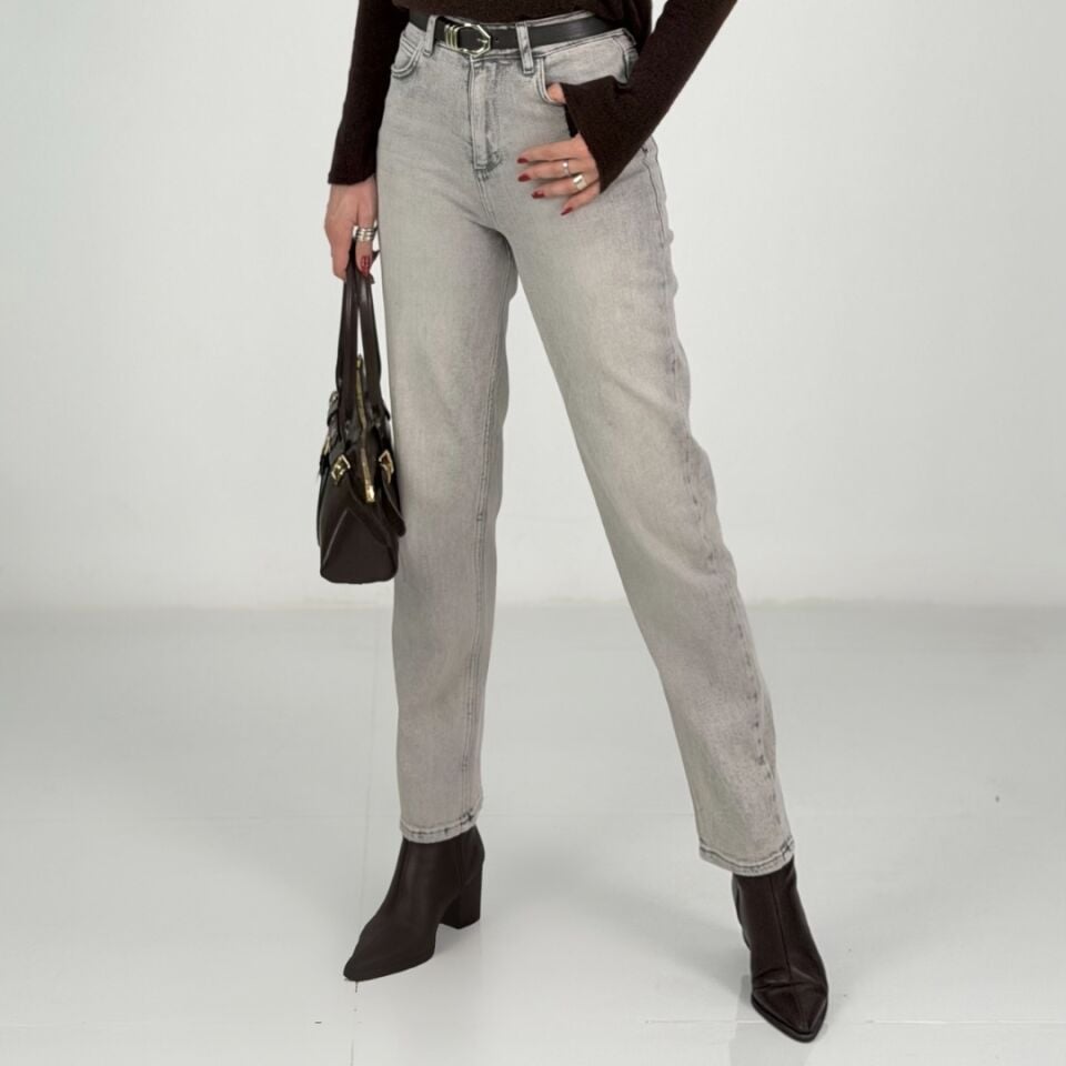 Gri Kemerli Likralı Mom Fit Jean