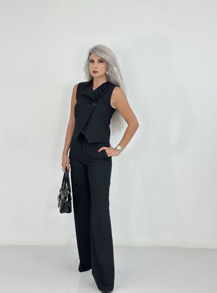 Siyah Çift Düğme Yelekli Takım