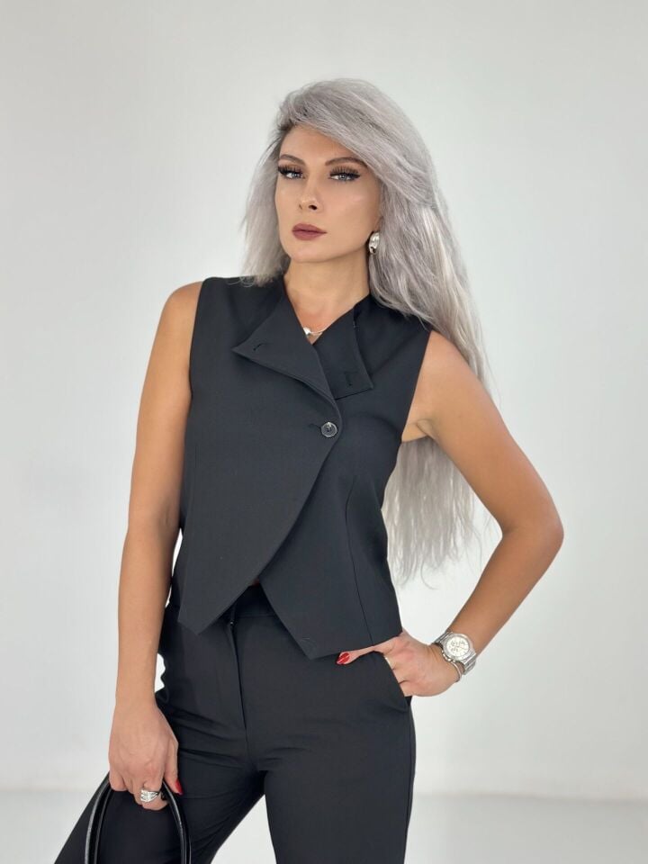 Siyah Çift Düğme Yelekli Takım