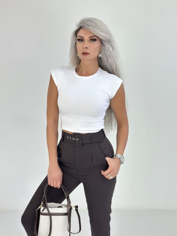 Beyaz Bisiklet Yaka Crop Body