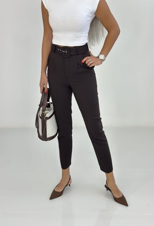 Kahve Kalın Kemerli Havuç Pantolon