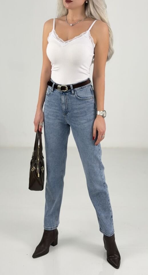 Mavi Süet Kemerli Mom Fit Jean