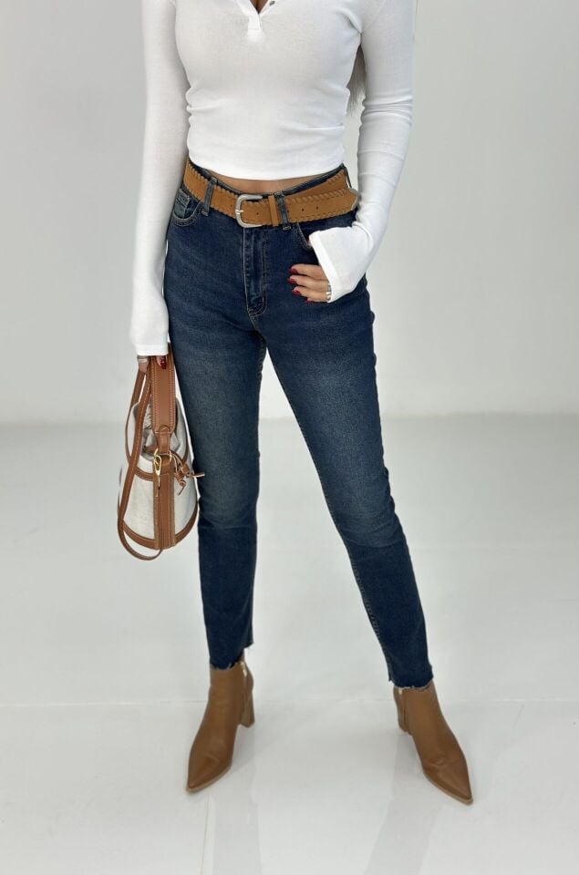Koyu Yıkamalı Likralı Boot Cut Jean