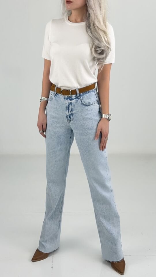 Yüksek Bel Açık Mavi Kesik Paça Jean