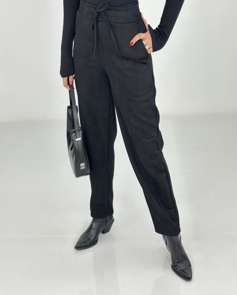 Siyah Süet Relax Pantolon