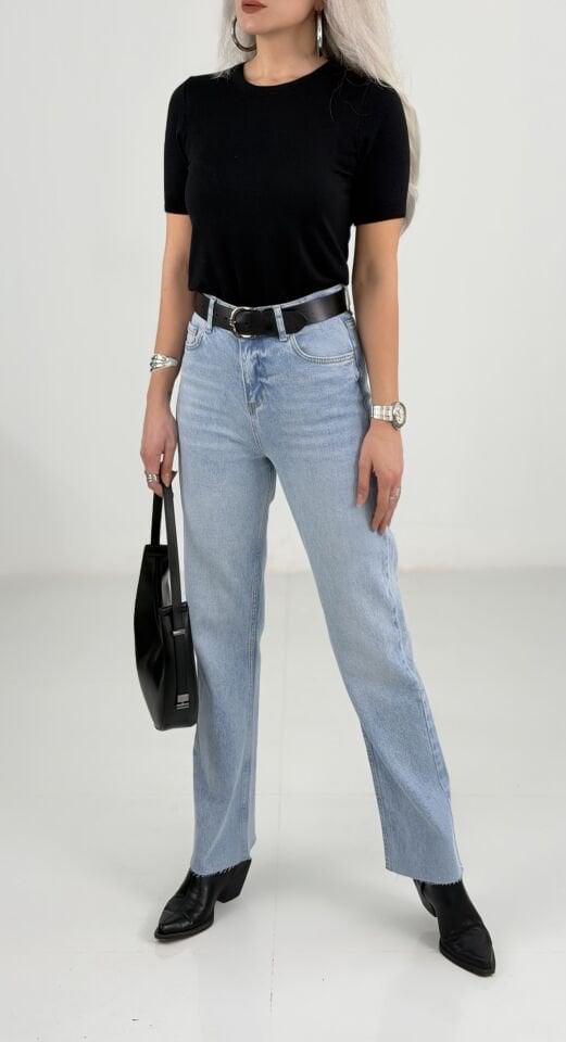 Yüksek Bel Açık Mavi Straight Leg Jean