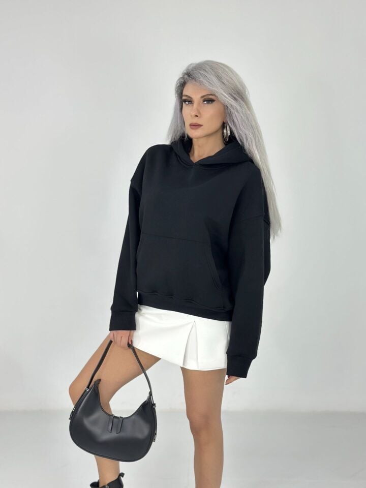 Siyah Şardonlu Cepli Sweatshirt
