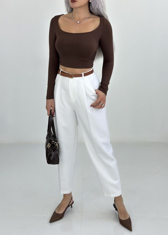 Beyaz Kemerli Havuç Pantolon