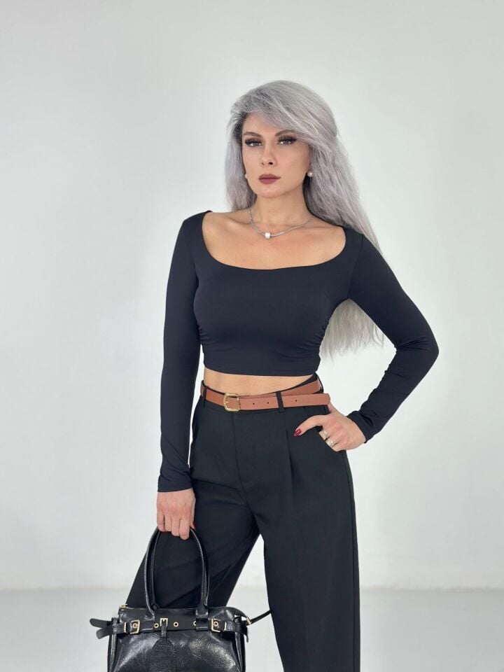 Siyah Geniş Yaka Uzun Kol Body