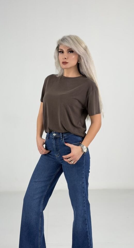 Kahve Bisiklet Yaka Modal Kumaş Tshirt