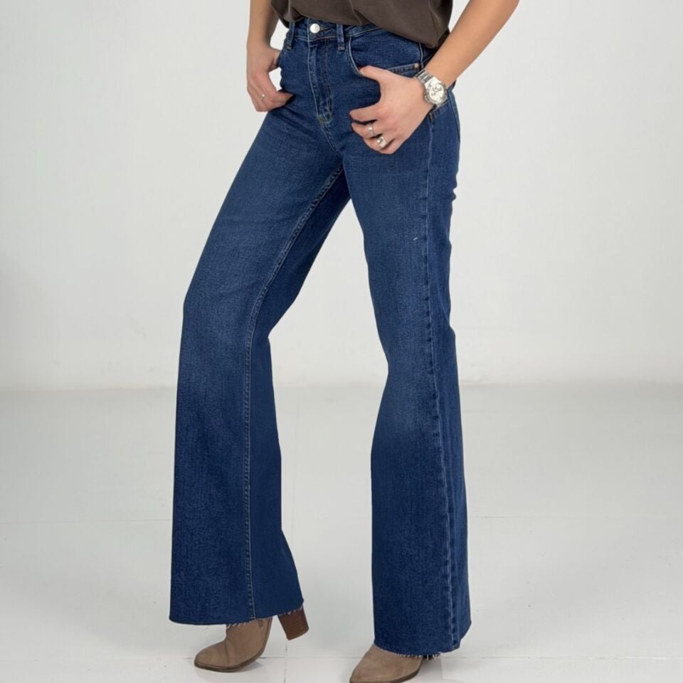 Mavi Yıkamalı Yüksek Bel Likralı İspanyol Paça Jean