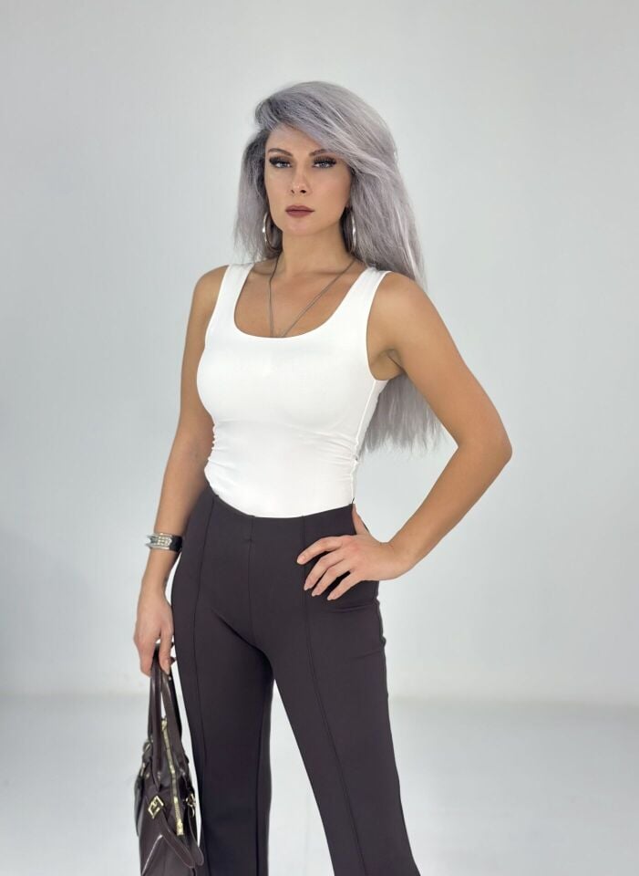 Beyaz Kare Yaka Çift Kat Atlet