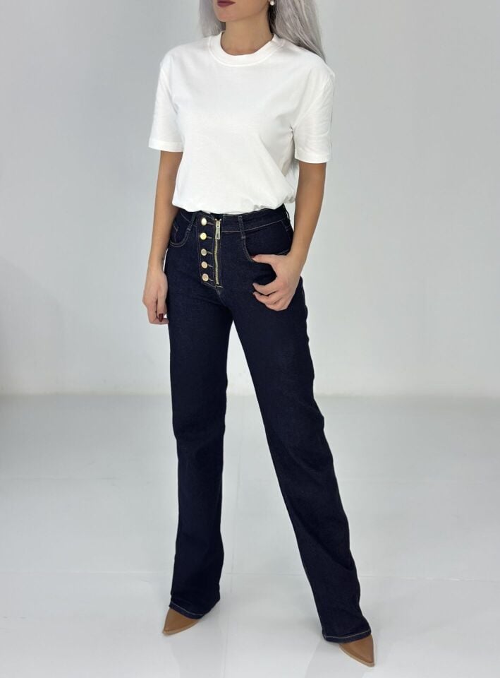 Beyaz Çift Kat Bisiklet Yaka Basic Tshirt