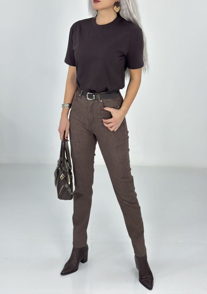 Açık Kahve Kemerli Push Up Mom Jean