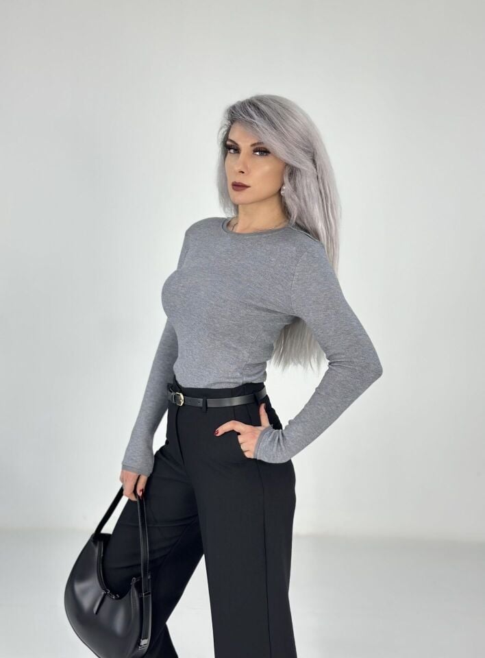 Siyah İnce Kemerli Duble Paça Bol Kumaş Pantolon