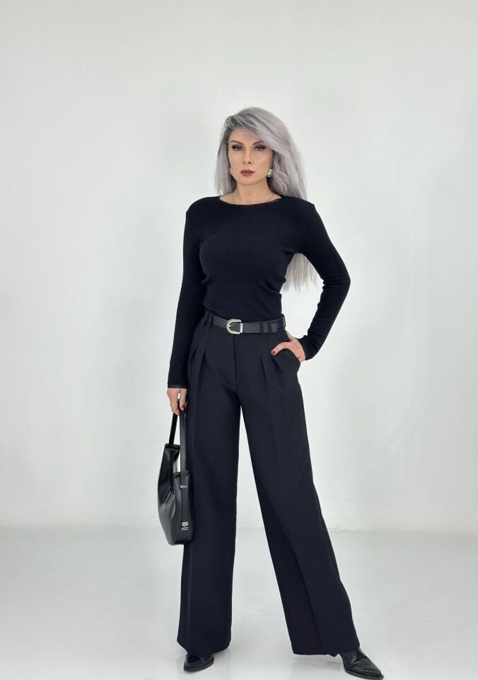 Siyah Kemerli Ön Çift Pileli Bol Paça Kumaş Pantolon