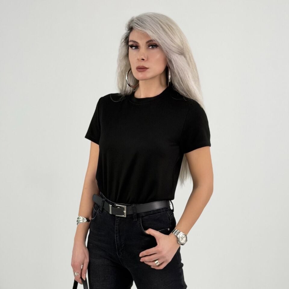 Siyah Bisiklet Yaka Pamuklu Penye Tshirt