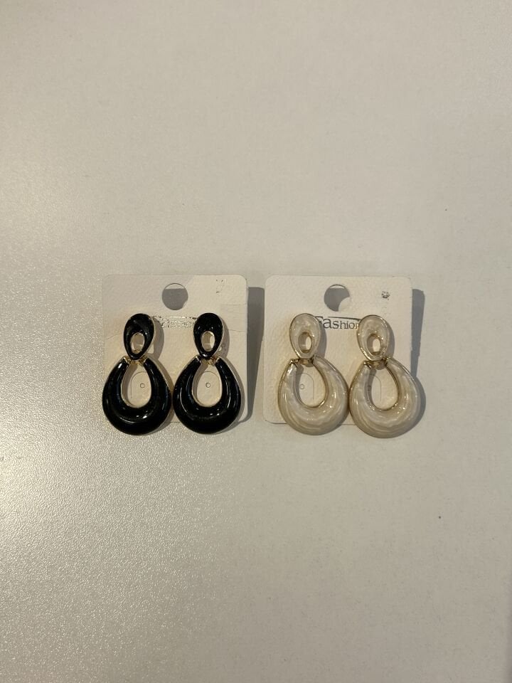 Beyaz Gold Detaylı Damla Form Statement Küpe