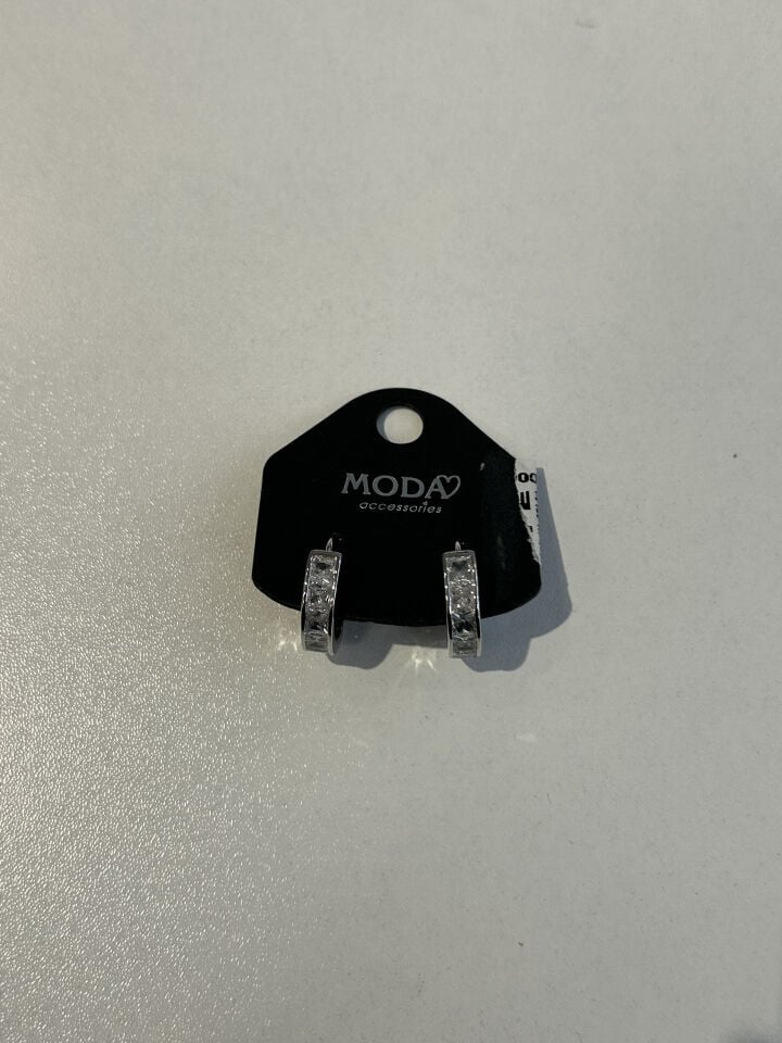 Taş İşlemeli Minimal Halka Küpe