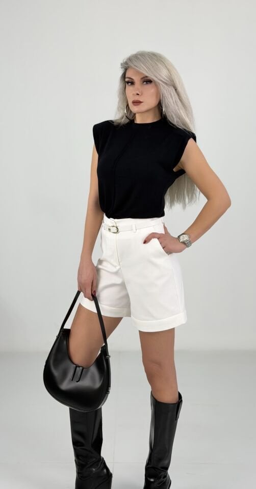 Siyah Bisiklet Yaka Oysh Kumaş Vatkalı Kolsuz Bluz