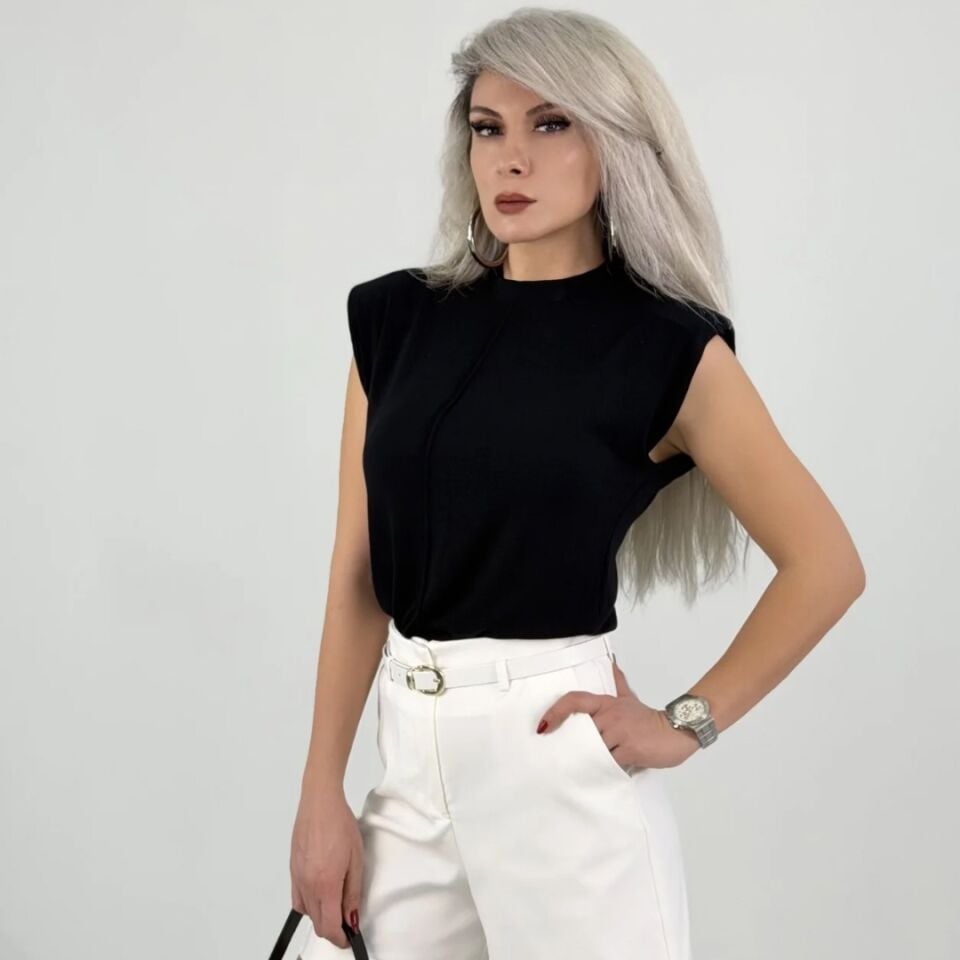 Siyah Bisiklet Yaka Oysh Kumaş Vatkalı Kolsuz Bluz