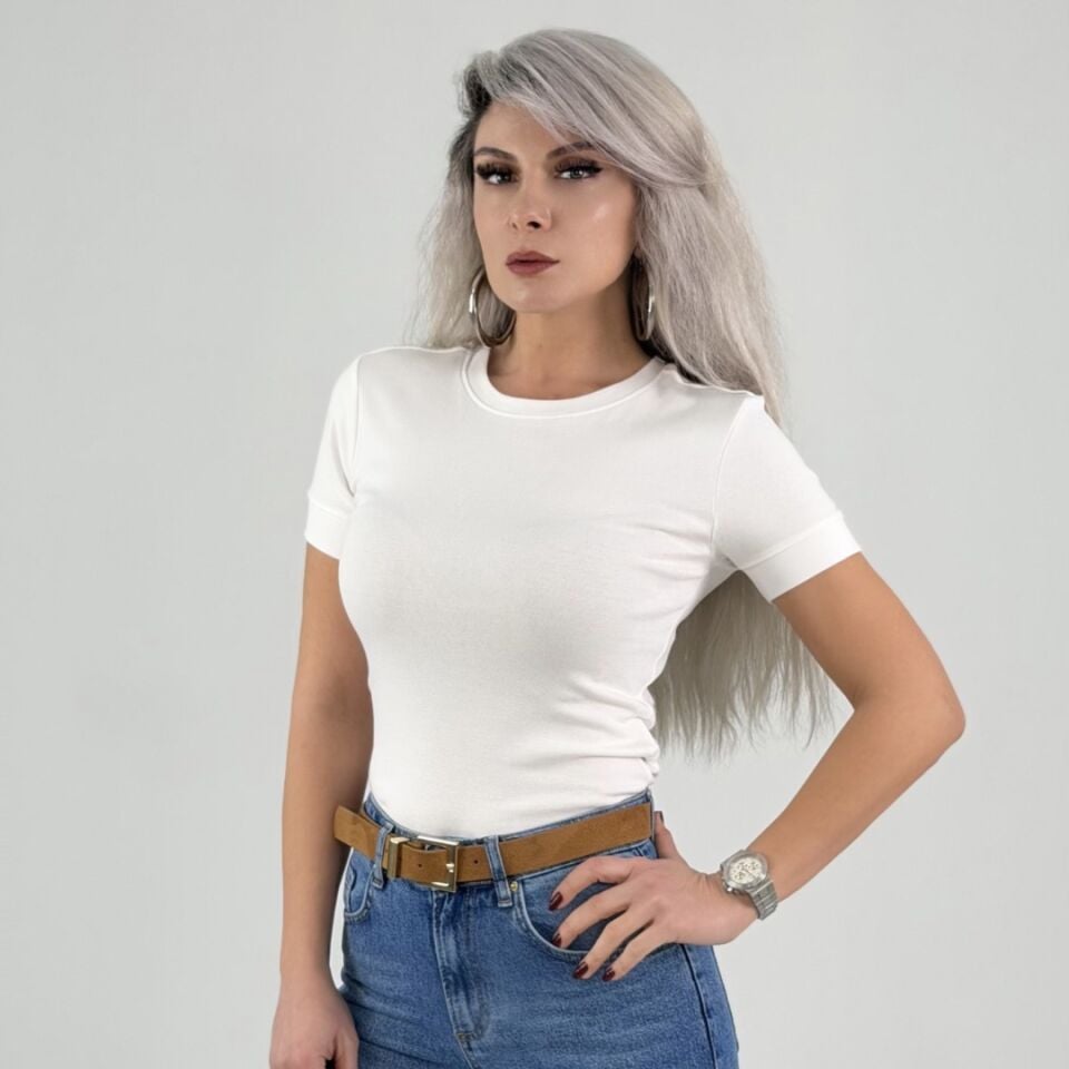 Beyaz Basic Slim Fit Kadın T-Shirt
