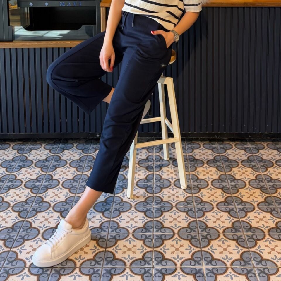 Lacivert Likralı Scuba Krep Kumaş Pantolon