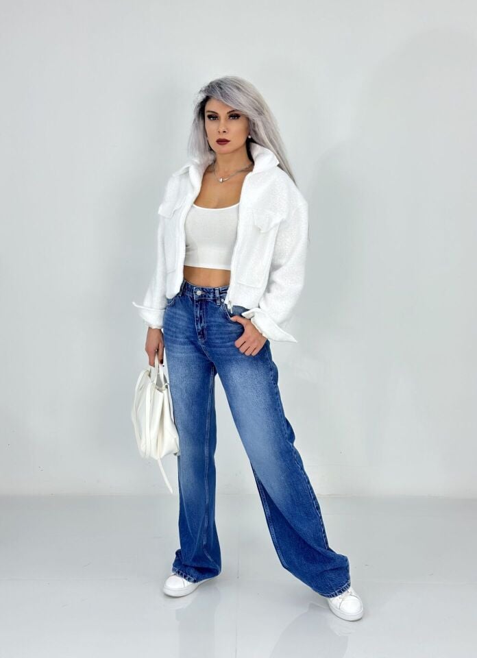 Beyaz Teddy Kumaş Kısa Ceket