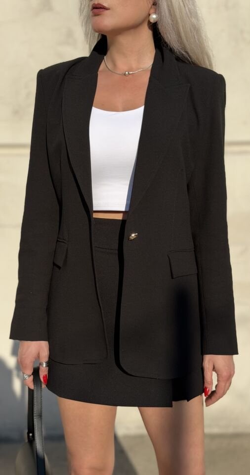 Siyah Tek Düğmeli Blazer Ceket