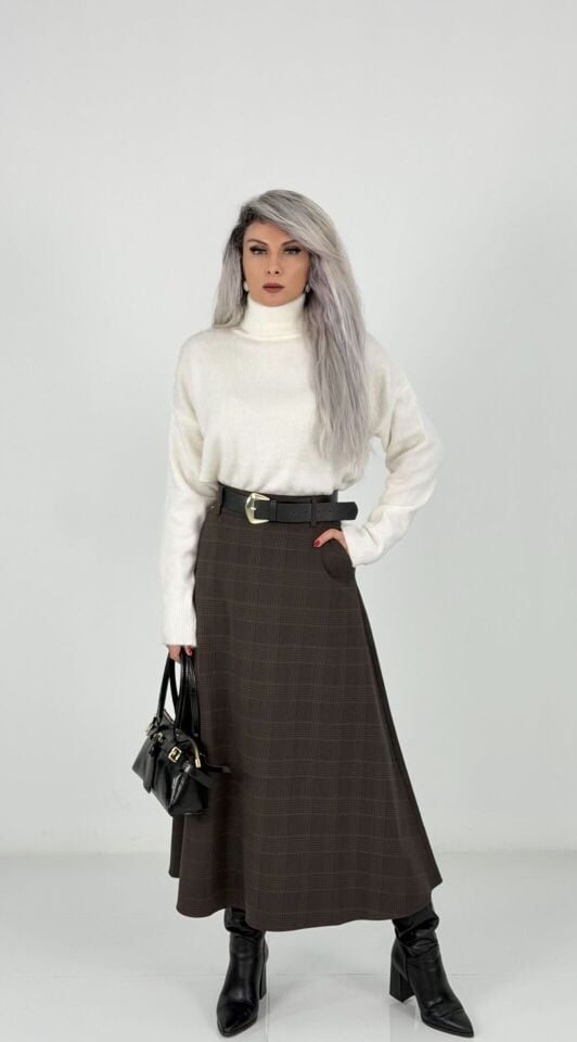 Beyaz Boğazlı Yumoş Kazak