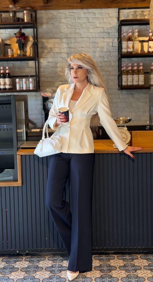 Lacivert Yüksek Bel Kemerli Bol Kumaş Pantolon