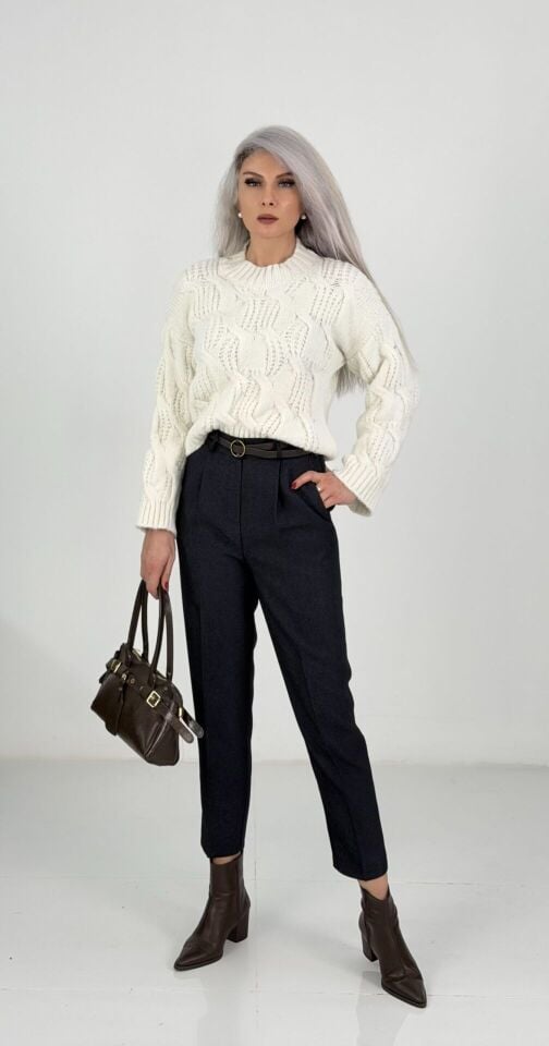 Lacivert Yüksek Bel Havuç Kesim Kaşe Kumaş Pantolon