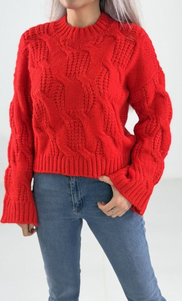 Kırmızı Saç Örgü Desenli Triko Kazak