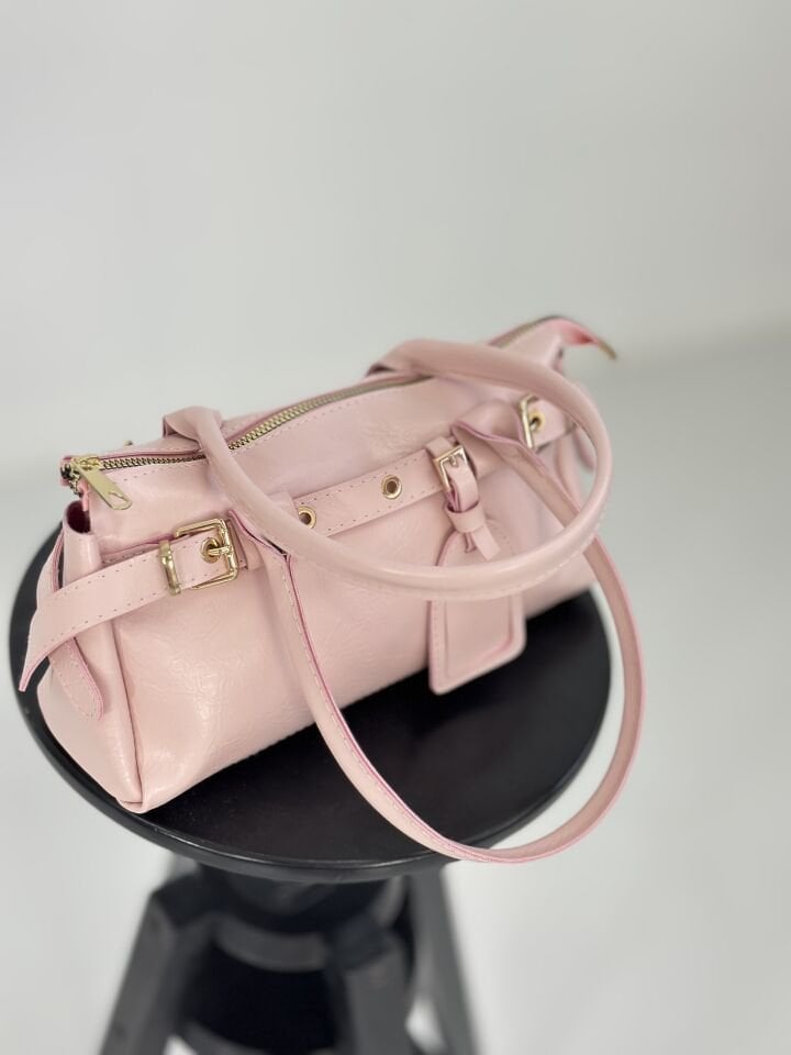 Pudra Kadın El ve Omuz Çantası – Kemer Detaylı, Fermuarlı, Günlük & Şık