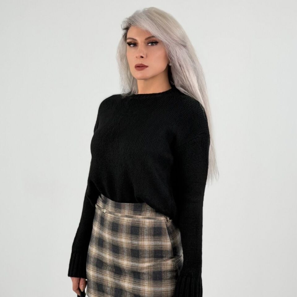 Siyah Bisiklet Yaka Triko Kazak