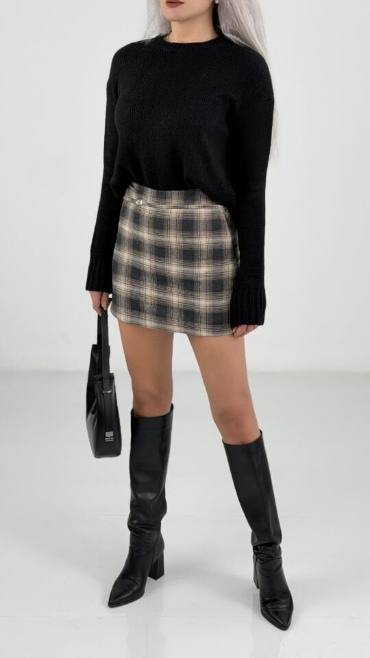 Siyah Ekose Desen Kaşe Şort Etek