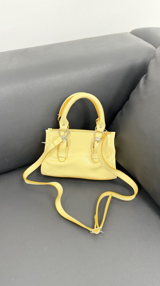 Sarı Kadın Mini El ve Omuz Çantası – Çapraz Askılı Şık Günlük Çanta