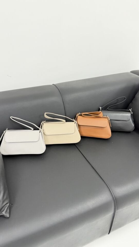 Camel Minimal Kapaklı Omuz ve Çapraz Askılı Kadın Çanta