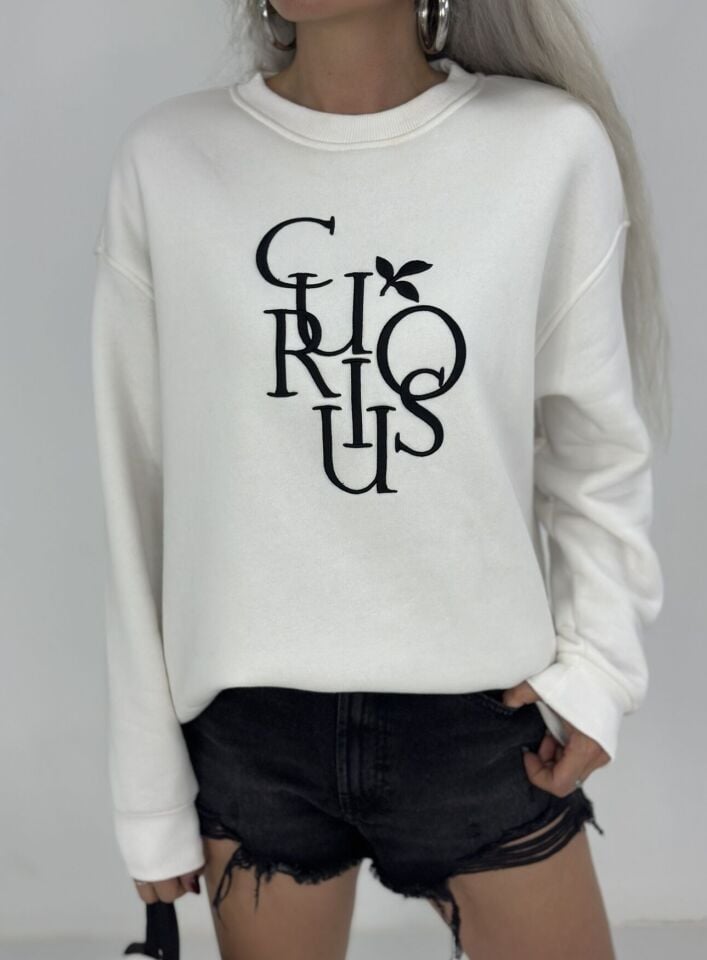 Beyaz Nakış Baskılı Rahat Kalıp Sweat