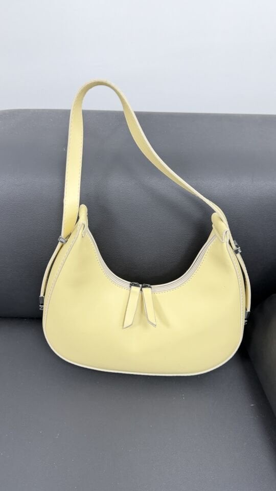 Sarı Kadın Mini Omuz Çantası – Günlük & Şık Tasarım