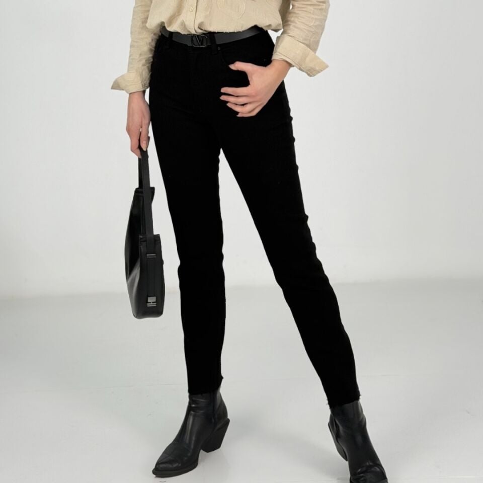 Siyah Yüksek Bel Boru Paça Kadın Pantolon