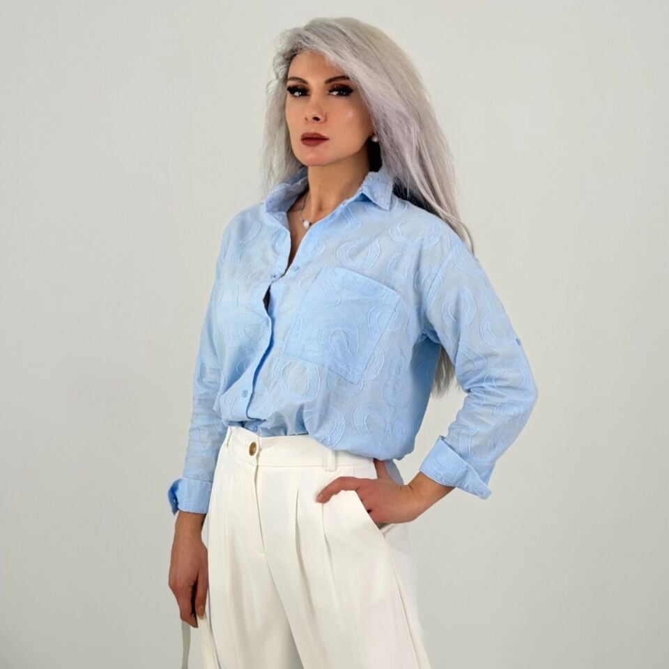 Mavi Jakarlı Desenli Tek Cep Kadın Gömlek